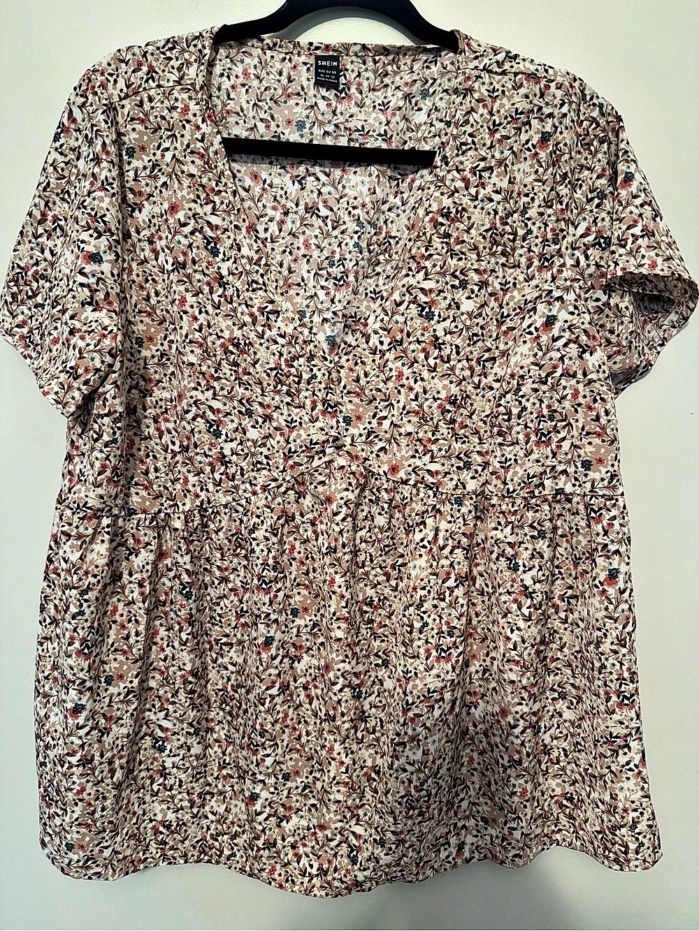 SHEIN Floral Button Front Top in Pink & Brown Size XL (14)